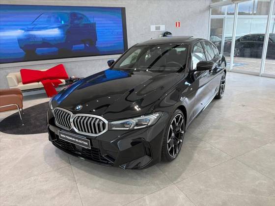 BMW 320i 2.0 16V TURBO FLEX M SPORT AUTOMÁTICO BMW 320i 2.0 16V TURBO FLEX M SPORT AUTOMÁTICO